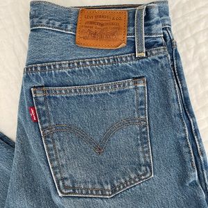 Levi’s Wedgie Straight Jeans